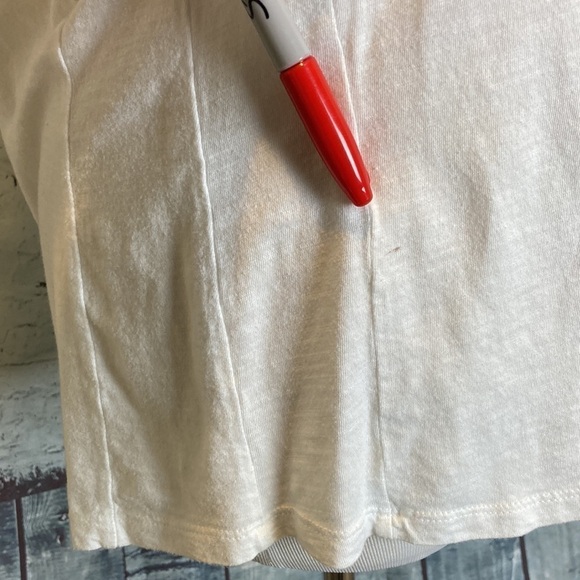 Maurices 24/7 Solid White Ruffle Sleeve Tee T-Shirt L Feminine Pretty Classic - Picture 9 of 16